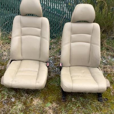 319 Set of Electric Mechanical Driver & Passenger Seats w/Matching Back Seats