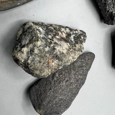 Lot of Black Minerals & Arrowhead Shaped Rocks