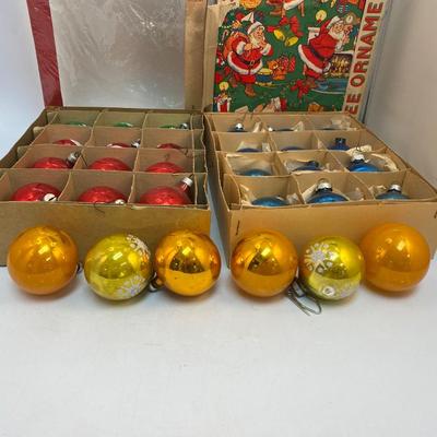 Mixed Color Lot of Vintage Glass Ball Christmas Tree Holiday Ornaments