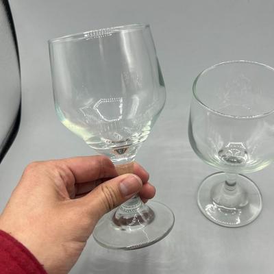 Retro Smooth Clear Glass Stemmed Drinking Glasses