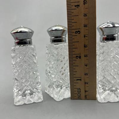 Vintage Leonard No. 924A Glass Silver-Plated Tops Salt & Pepper Shakers