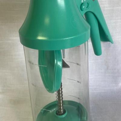 Pampered Chef Batter Dispenser