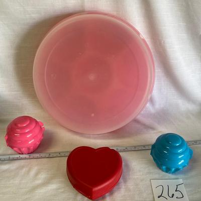 Tupperware Lot