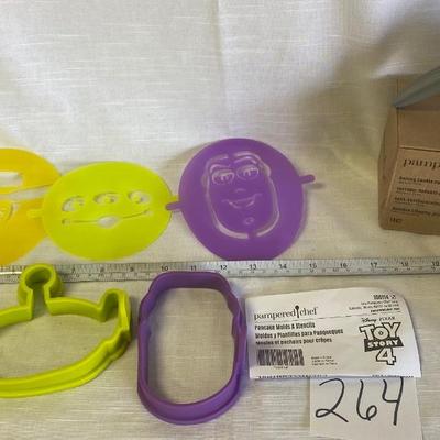 Pampered Chef Cookie Cutters