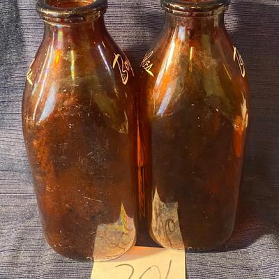 2 Vintage Boyles Dairy 1950s Milk Bottles