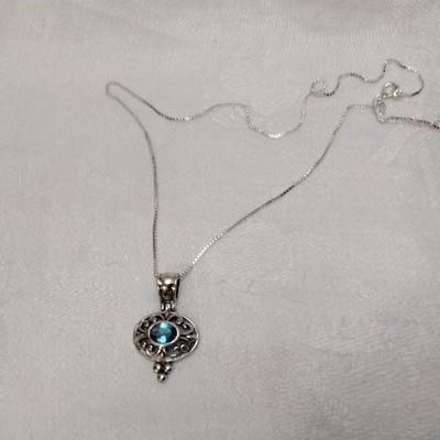 Vintage London Blue Topaz 925 18" Necklace