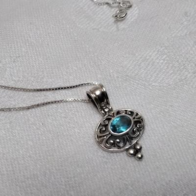 Vintage London Blue Topaz 925 18" Necklace