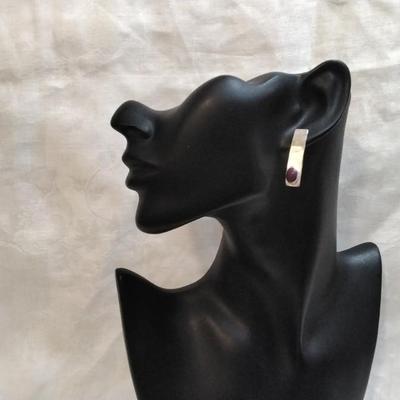 Willie Saiz Navajo Silversmith Sugilite Hammered 925 Earrings