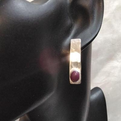 Willie Saiz Navajo Silversmith Sugilite Hammered 925 Earrings
