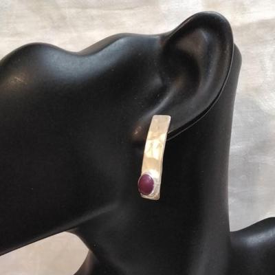 Willie Saiz Navajo Silversmith Sugilite Hammered 925 Earrings