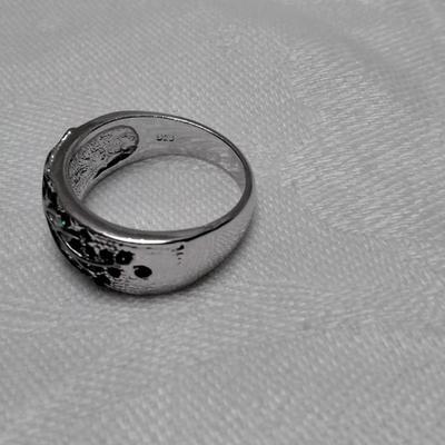 Vintage Emeralds On A Winding Vine 925 Ring Size 8.5
