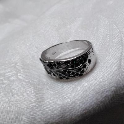 Vintage Emeralds On A Winding Vine 925 Ring Size 8.5