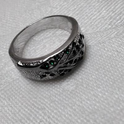 Vintage Emeralds On A Winding Vine 925 Ring Size 8.5