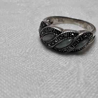 Vintage Jade And Marcasite 925 Ring Size 8
