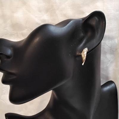 Vintage Unique 14K Gold Ornate Textured Earrings