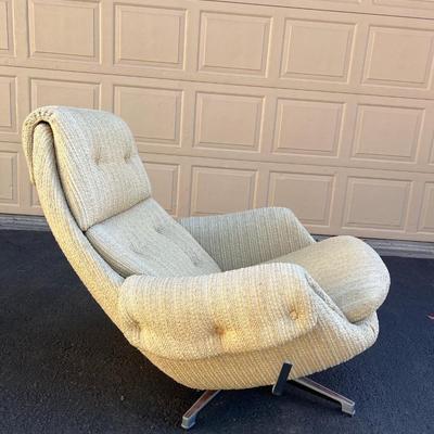 Mid-Century Swivel Reclining Egg Chair MCM 1960â€™s Original Overman