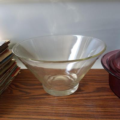NICE LARGE GLASS ROASTER WITH LID AND GLASS BOWL