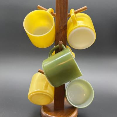 FEDERAL MILK GLASS