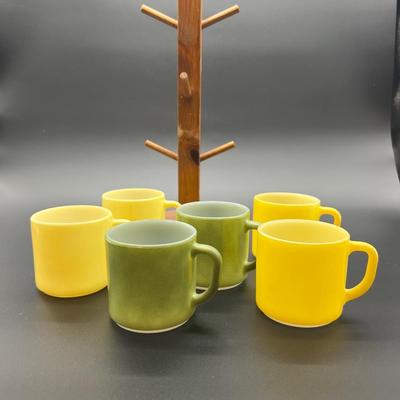 FEDERAL MILK GLASS