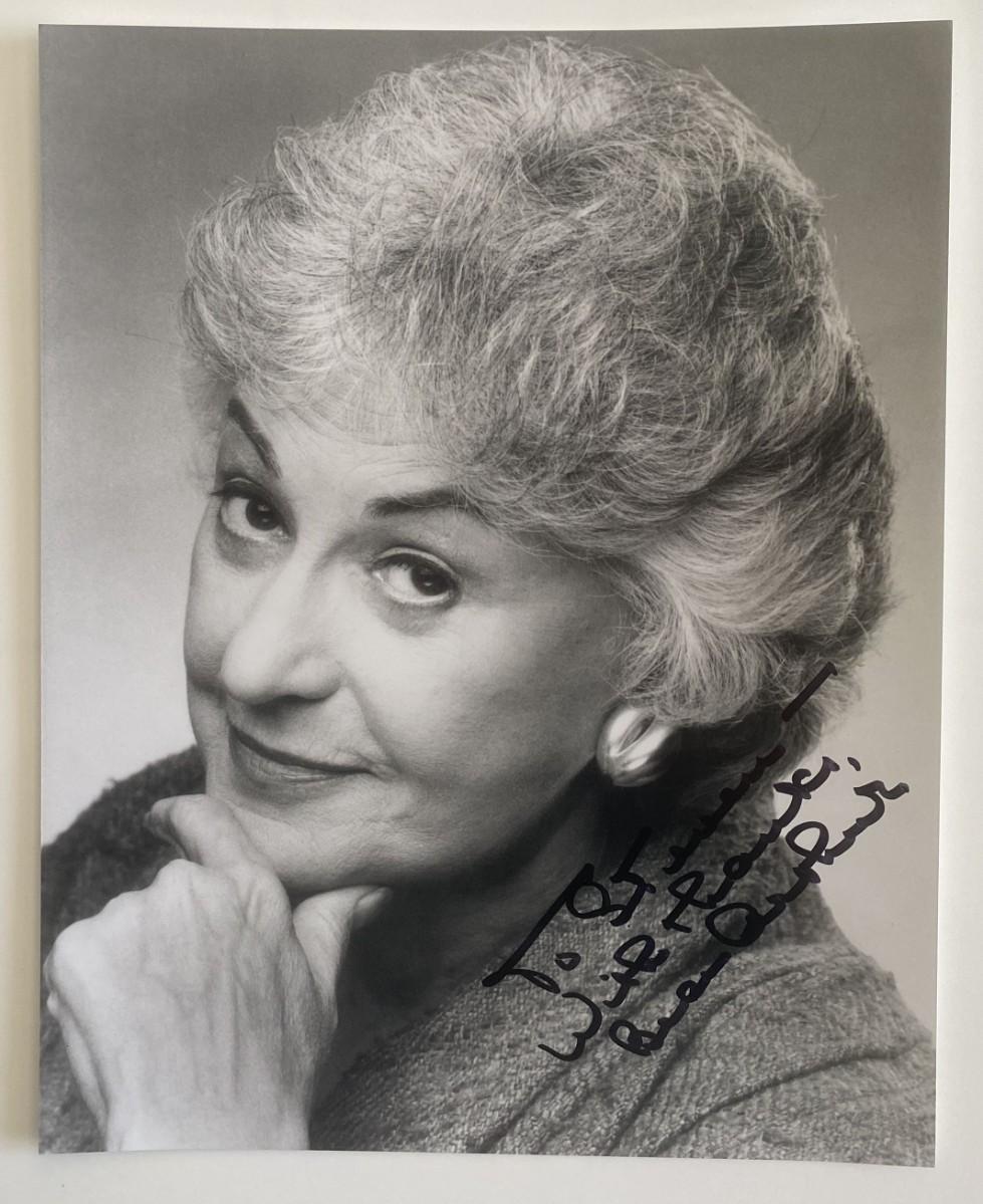 Bea Arthur signed photo | EstateSales.org