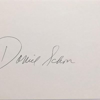 Journalist Daniel Schorr signature 