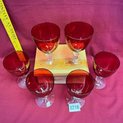 Set of 6 red wine glass