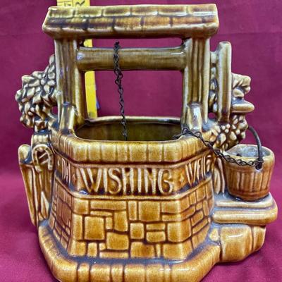 McCoy wishing well planter