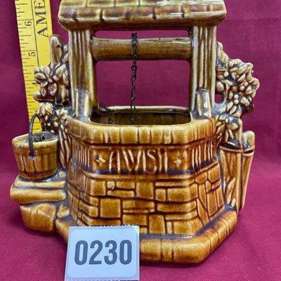 McCoy wishing well planter