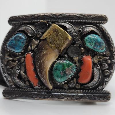 LOT19:FINE CRAFTSMANSHIP Old Pawn Navajo Belt Buckle with Bear Claw, Turquoise and Coral (100g total weight)