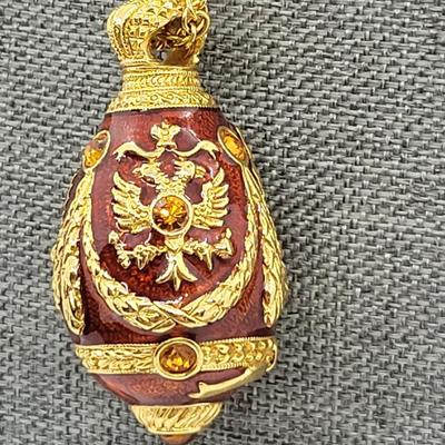 LOT45: Joan Rivers Classic Collection Faberge Inspired egg pendant 30