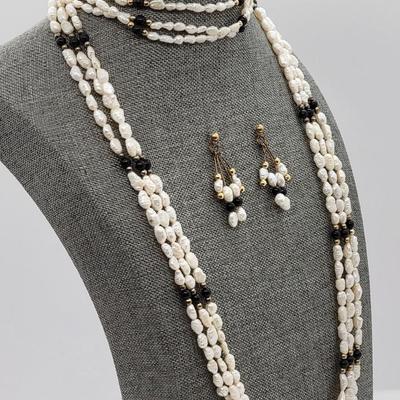 LOT52: Triple Strand Fresh Water Pearls Necklace(24
