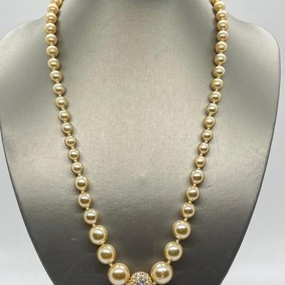 LOT 98: Citizin Elegance Watch and Goldtone Necklace (20