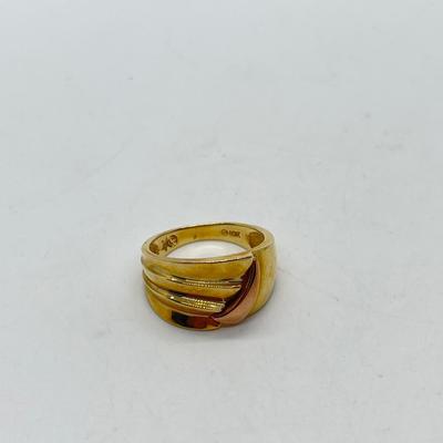 LOT 122: 10K Rose/Yellow Gold Size 8 Ring - 6.4 gtw