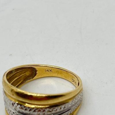 LOT 124: 14K Gold Marked 