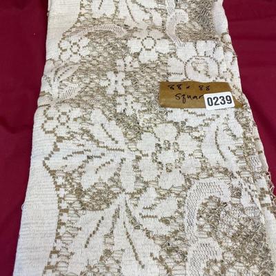88x88â€ square tablecloth