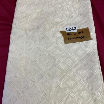 56x102â€rectangular tablecloth