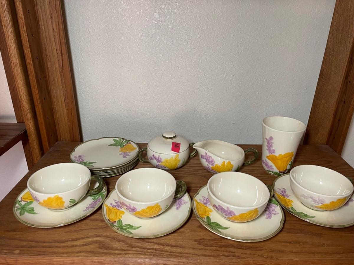 Daffodil tea set