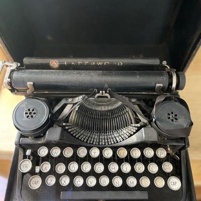 Underwood Standard Portable typewriter