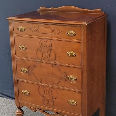 Vintage 4 Drawer Dresser