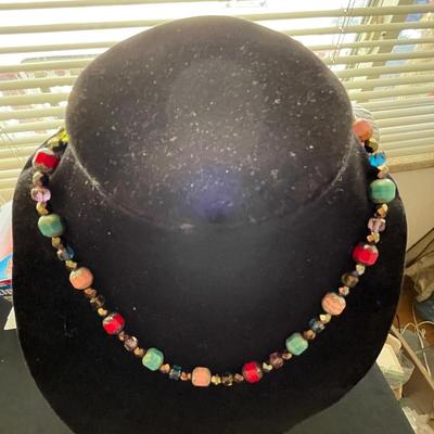 EMILY RAY BEAUTIFUL MULTI STONE COLORED NECKLACE