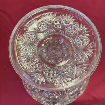 11â€ round pedestal bowl