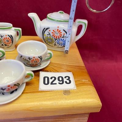 Made in Japan mini teapot set