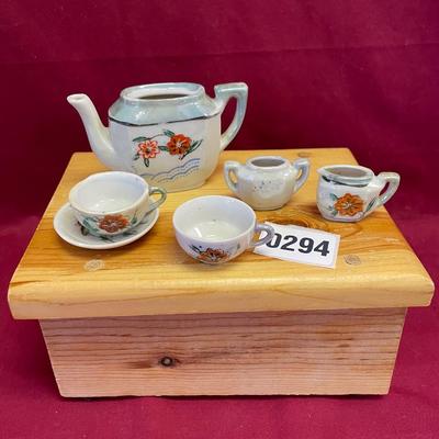 Made in Japan mini tea set
