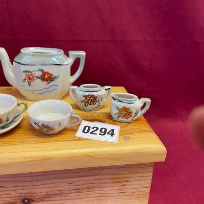 Made in Japan mini tea set