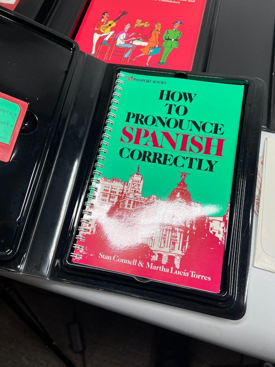 Hooked on Phonics How to Speak Spanish Language Tapes