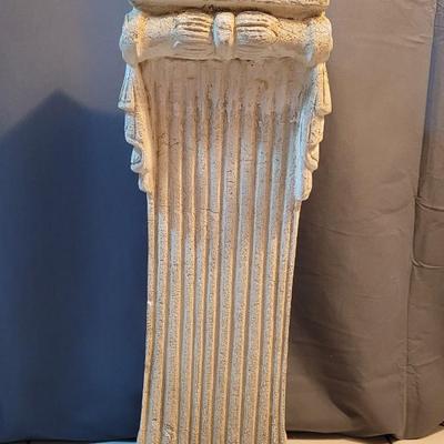 Lot 5: Outdoor Plant or Statue Column
