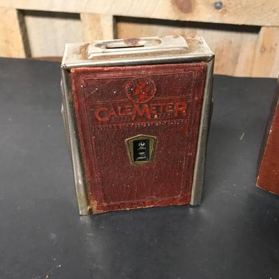 MID CENTURY CLOCK