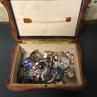 ESTATE JEWELRY LOT