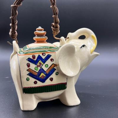 Vintage Ceramic Elephant Teapots with 4 Mugs *Read Details