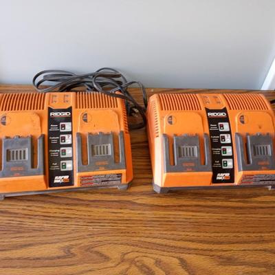2 RIDGID RAPID MAX TWIN BATTERY CHARGERS